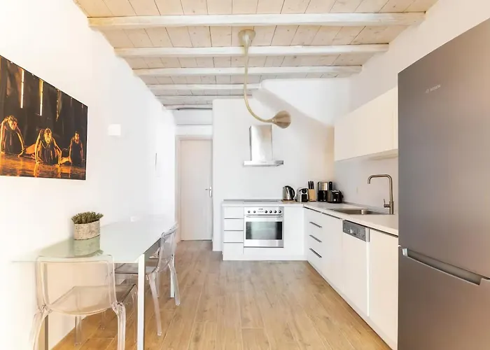 Actors Prestige -private Pool & Sea View *